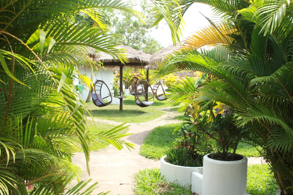 Penguin Pablo Bungalow Sihanoukville Exterior foto